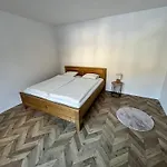 Semesterbostad Dom Pod Chopkom *
